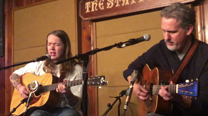 Billy Strings & Bryan Sutton - Shady Grove (Statio...