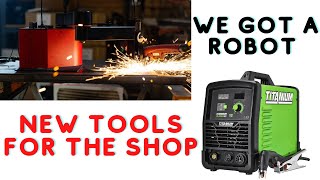 We got a new Arcdroid cnc robot and Harbor Freight plasma cutter in the shop.