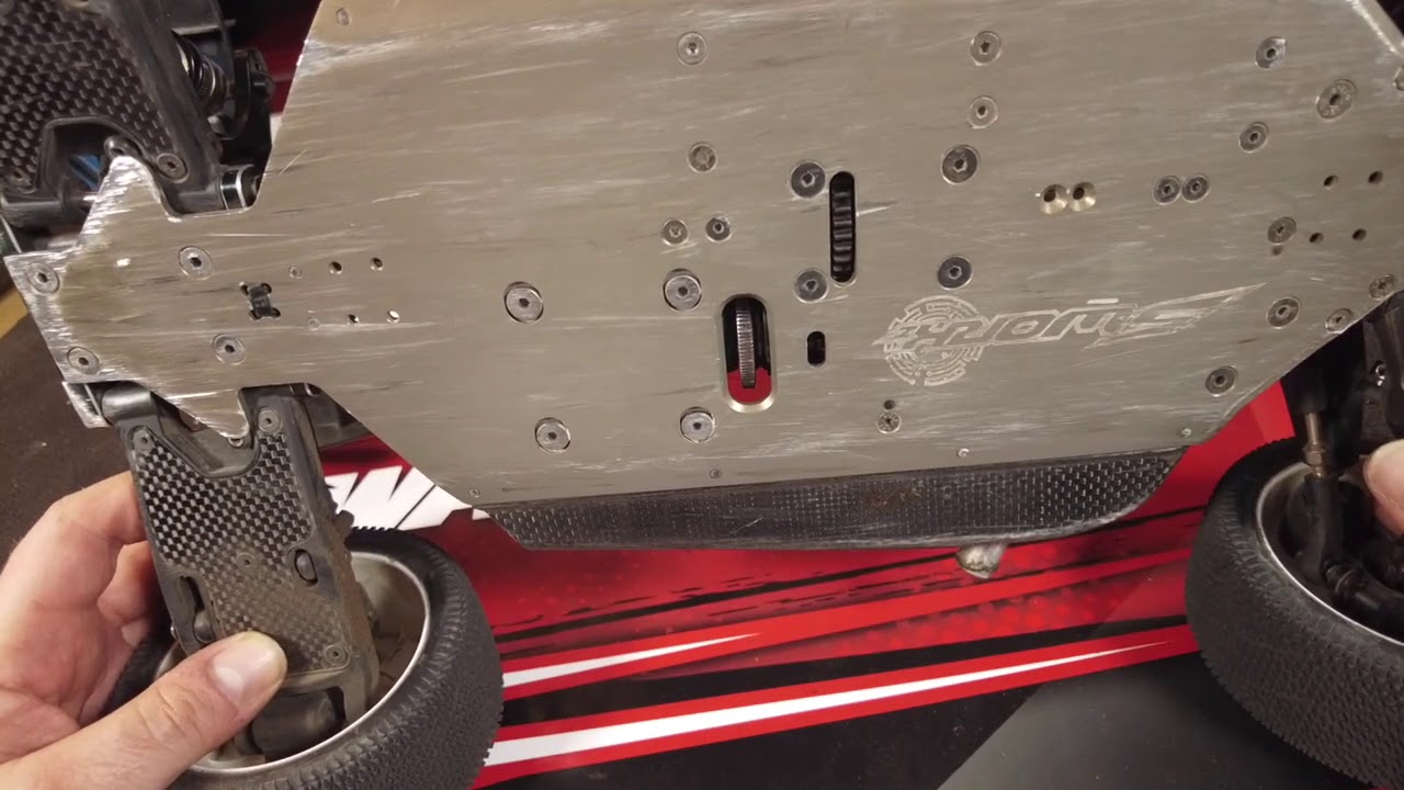 Réglages du buggy TT1/8 SWORKZ S35.4 pour la piste du CMCT