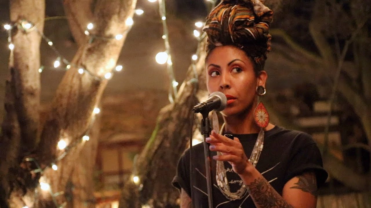 Thea Matthews in the Secret Garden: 1 Iris - MAPP