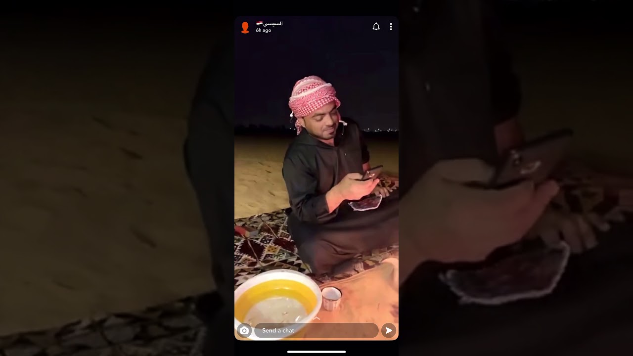 ابو احمد شرشح وبهدل السيسي عشانه ما يصلي تابعوه للاخير .. 😅😂