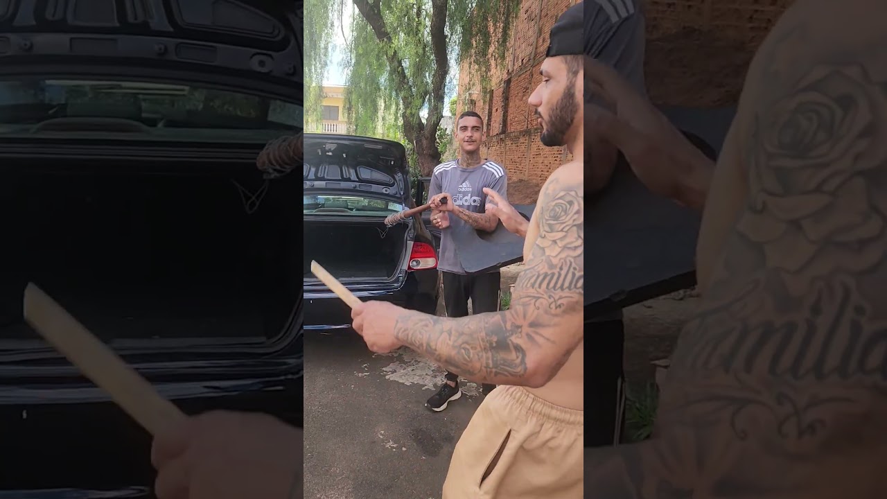 Ladrao De Carro Na FAVELA