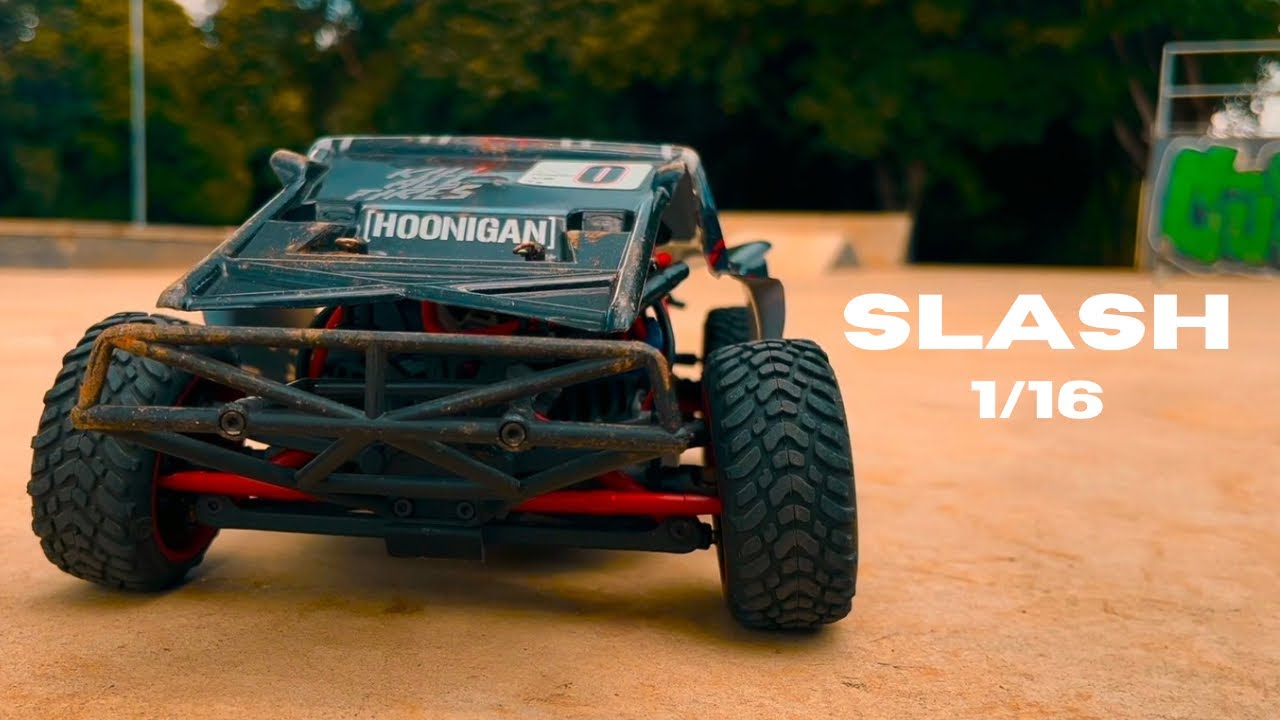 Traxxas Slash - Skate Park Session