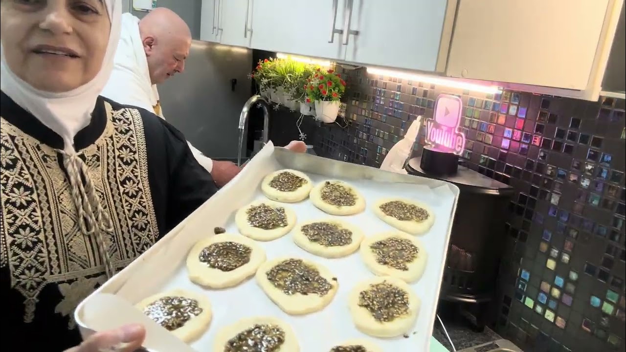 طريقة عمل السندويش التونسي ( فريكاسيه )👍👍