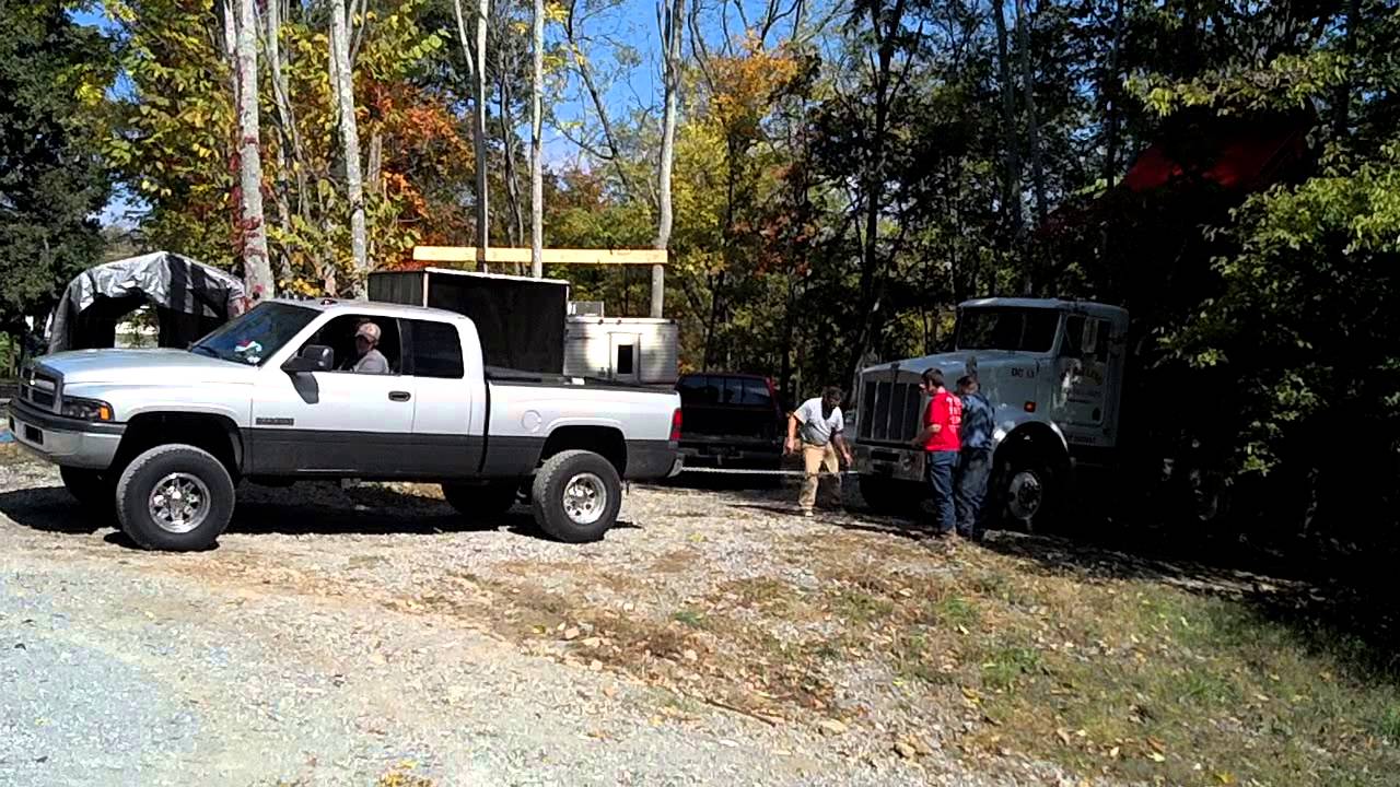 1999 dodge 2500 cummins pulling a dump truck - YouTube