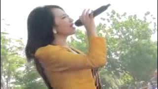KANGGO RIKO by MONATA vocal RENA KDI live in KRAGAN JATENG
