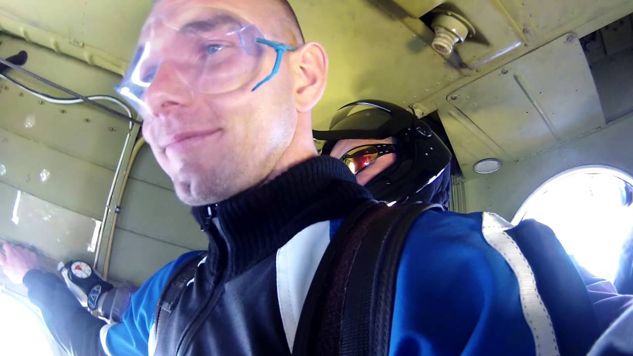 Skok ze Spadochronem Konrado