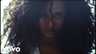 Tyla - IS IT LOVE (Official Music Video)