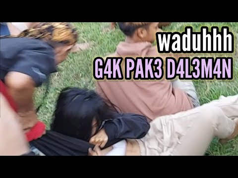 ENTAH SIAPA YANG SALAH KU TAK TAU !! CEWEK CANTIK KESURUPAN KUDA LUMPING KEBUKA BENERAN SALAH TARIK