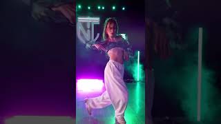 KAROL G - CAROLINA COREOGRAFIA PILAR JIMENEZ | DANCE VÍDEO CAROLINA @KarolG