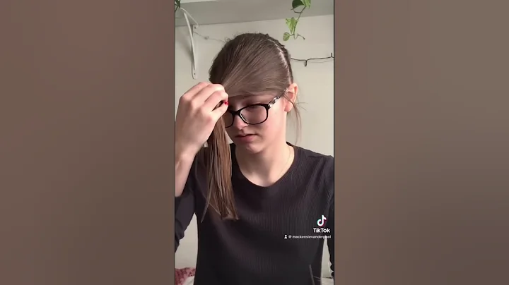 doing the viral butterfly haircut on myself 🦋 #shorts - DayDayNews