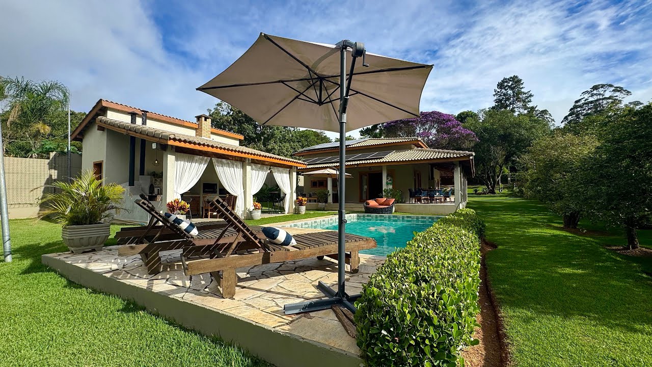 VENDIDA – Uma casa de campo que resolve a vida no interior