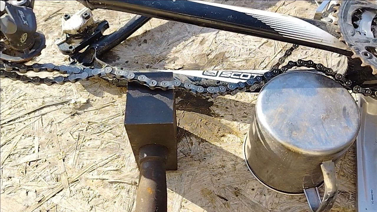 Naprawa roweru Zerwany łańcuch Montaż nowego łańcucha z PIN