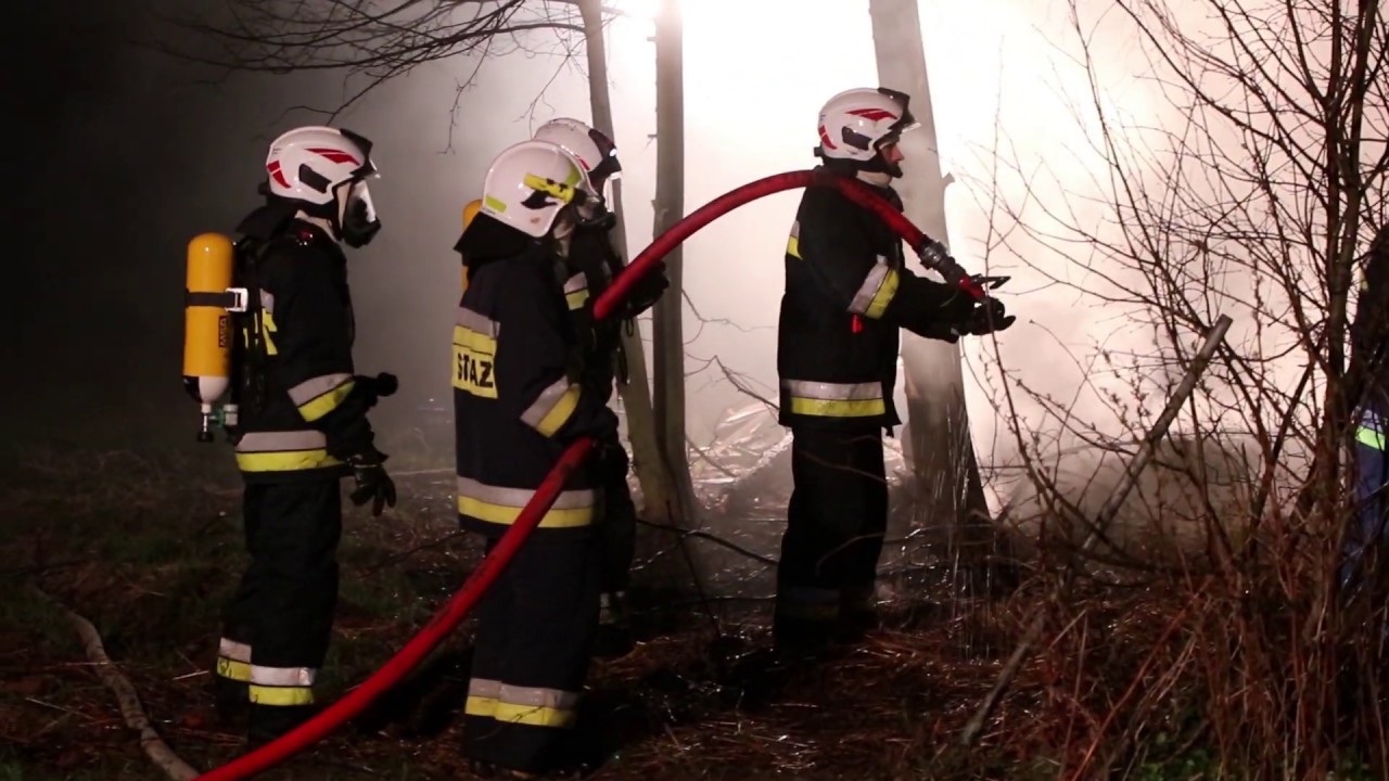 Pożar budynku w Iskrzyni (14.04.2020)