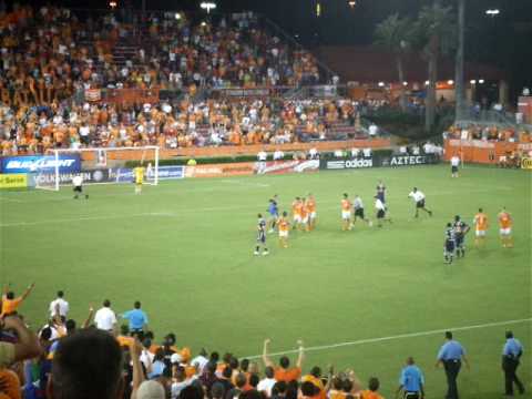 Fans rush toward Thierry Henry during Houston Dynamo VS NY Red Bulls game 31 July 2010