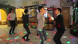 таджикские танцы. таджикские парни, танцы