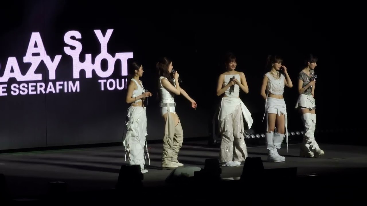 Intro - LE SSERAFIM [Mexico City] 250923