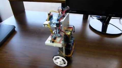 ArduinoDeXXXさんの「半日で作る倒立振子」