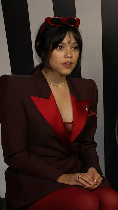 Even Jenna Ortega and Catherine O'Hara are arguing about  @oasisinetofficial  now