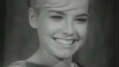 Linda Ann Warren