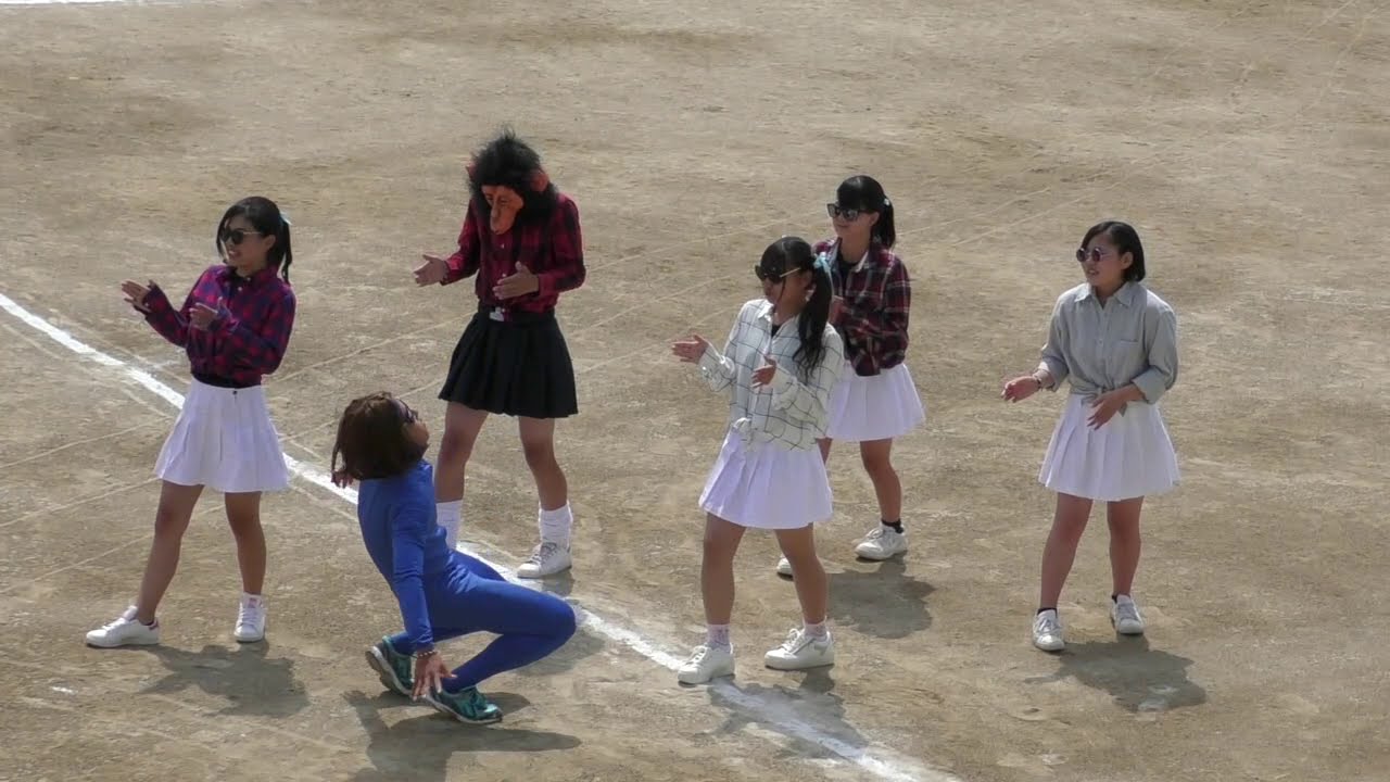 福岡第一高等学校 令和元年体育祭 普通科応援合戦 - YouTube