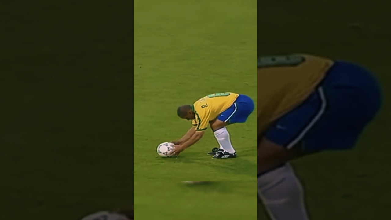 Roberto Carlos🥶 #shorts #robertocarlos #football #fyp #viral