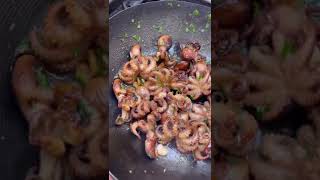 Baby octopus!! #mandyy #octopus #pulpo #babyoctopus #mashedpotatorecipe #cooking #food #shorts