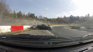 Lucky Golf Girl in Green Hell - Oil Spill Crash Nürburgring Nordschleife Touristenfahrten 25.03.2018