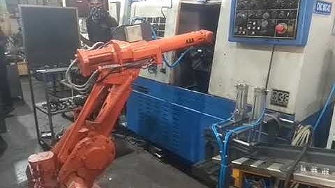 Mahajan Automation, Refurbished robot for machine tending