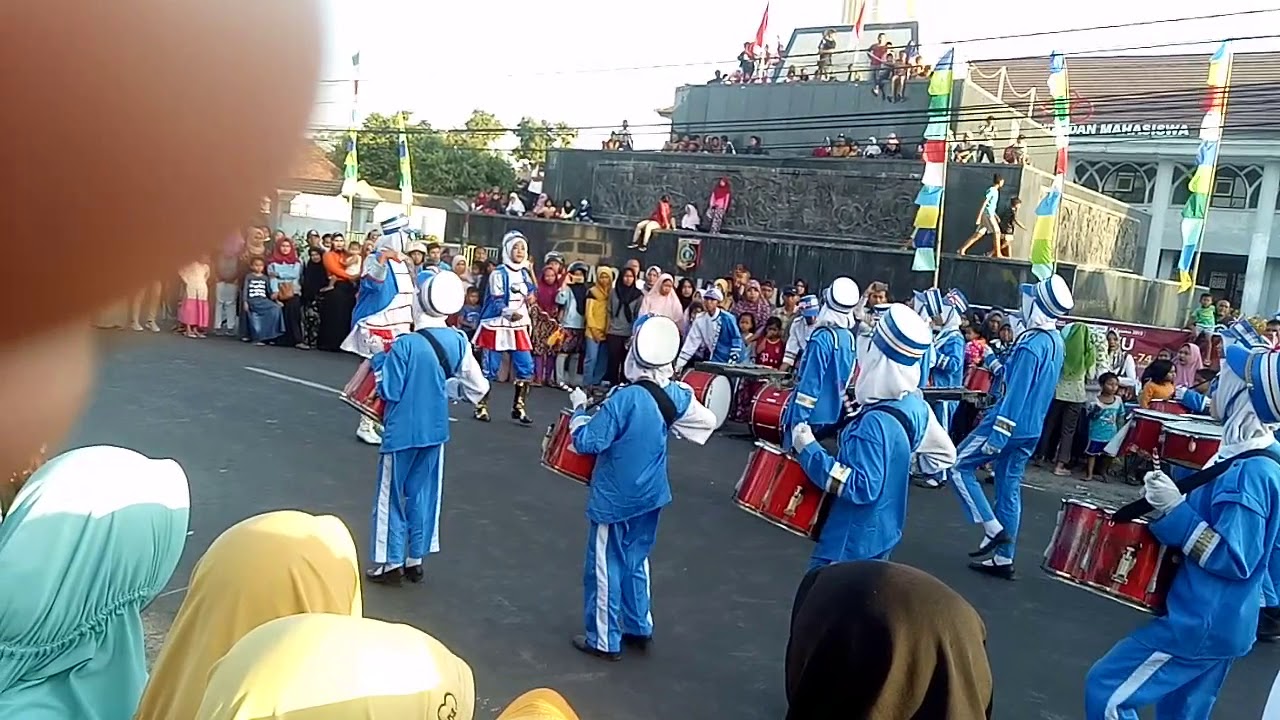 SMP 2 labuan haji Atraksi  Drumbend depan juri 17 agustus 2019