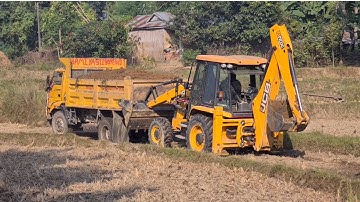 Jcb Backhoe loading soil Heavy tipper stock in muddy soil @roadtrendmachinework