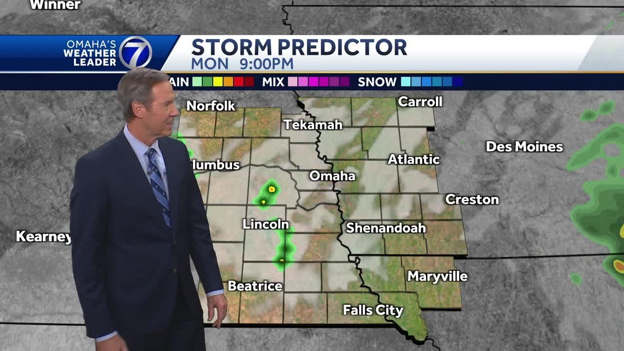 Small rain chance Monday in Omaha - YouTube
