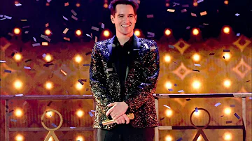 Panic! At The Disco - Hey Look Ma I Made It on the BBMAs 2019