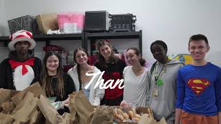 Lasalle Pheed Philly volunteers making bagged lunches for Sunday Love
