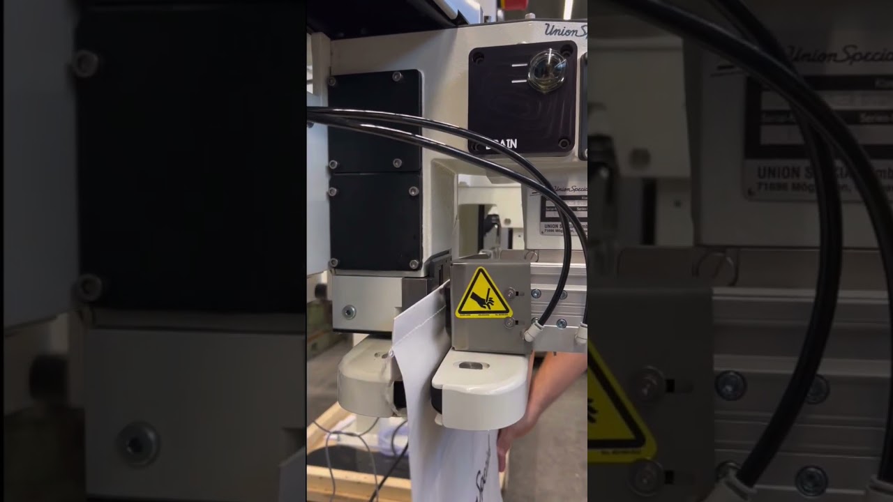 Union Special Bag Closing Unit with fold over closure