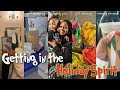 GETTING IN THE HOLIDAY SPIRIT: gift wrapping + gift exchange + family pics + potluck | vlogmas day 9