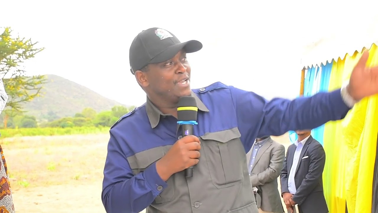 TD MAJALIWA KATIKA UZINDUZI WA NYUMBA YA MWALIMU BOLISA