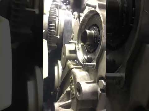 #mitsubishi #pcv #filter #replacement #mechanic #asmr #shorts