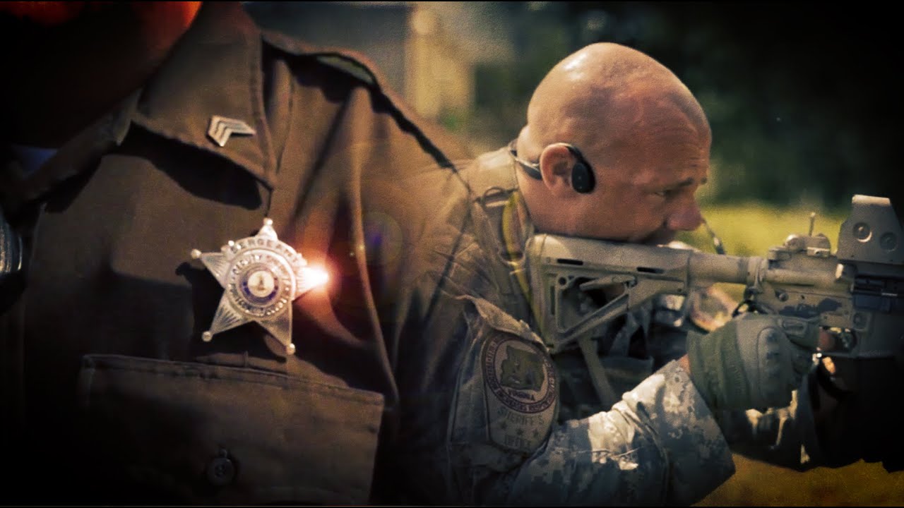 Trailer: The Colors of Commitment - YouTube