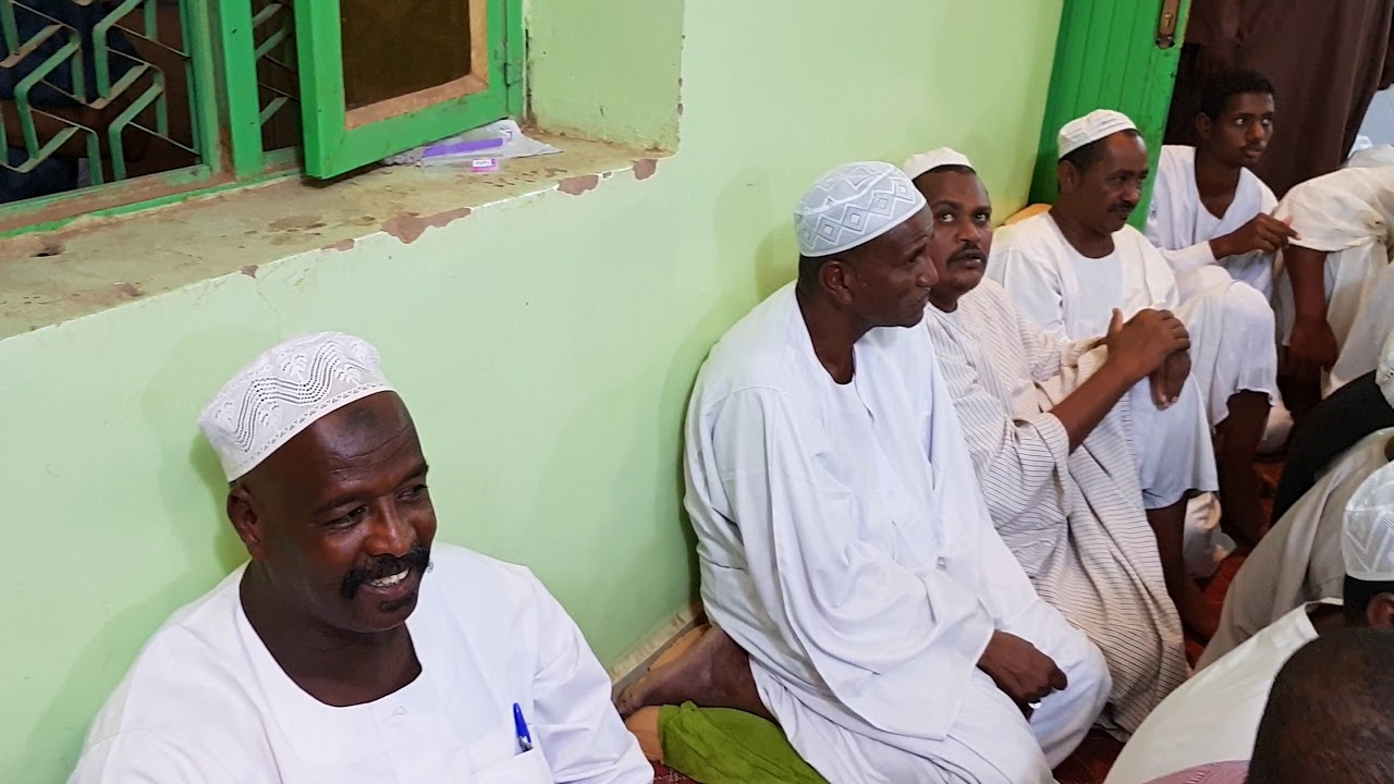 إبن الكرام الحابو سيدو خنجر بخيت نعم الزار مسيدو. 
إبن الكرام( الخليفة عثمان )