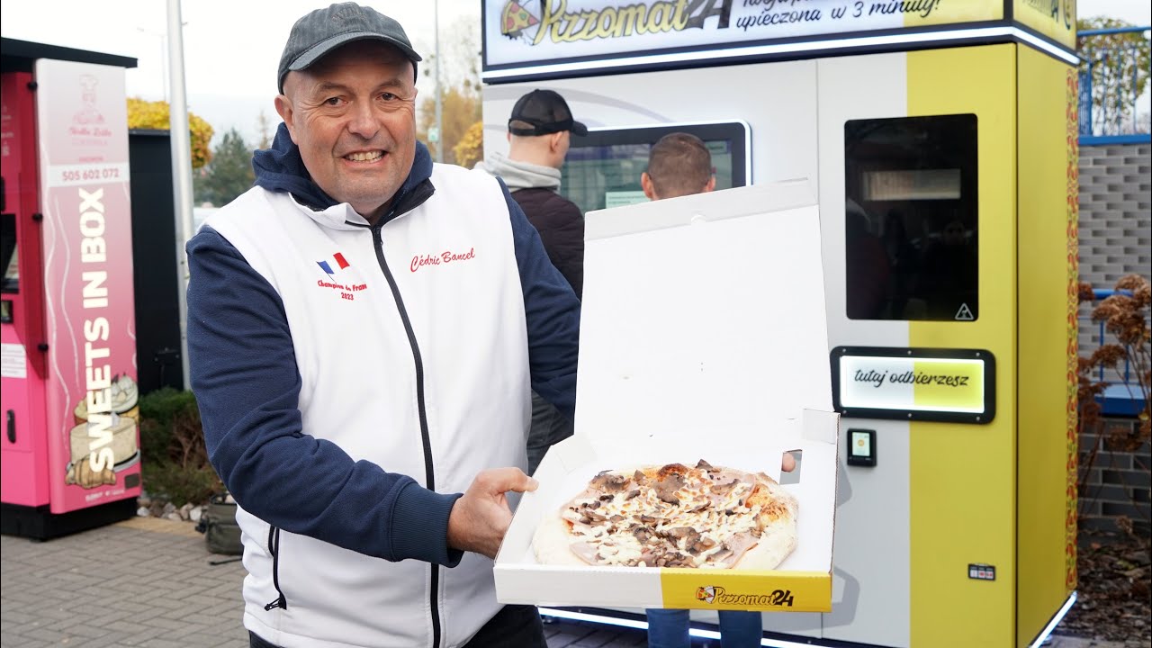 Pierwszy Pizzomat24 w Łomży już działa. Pizza w 3 minuty!