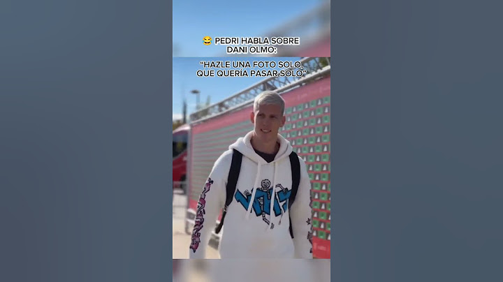 😂 PEDRI CON DANI OLMO EN LA LLEGADA CON LA SELECCIÓN #fcbarcelona #pedri  #viralfutbol #españa