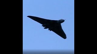 Luchtmachtdagen in Volkel 2009 ( Red Arrows,  Patrouille de France, Eurofighter, Avro Vulcan etc. )
