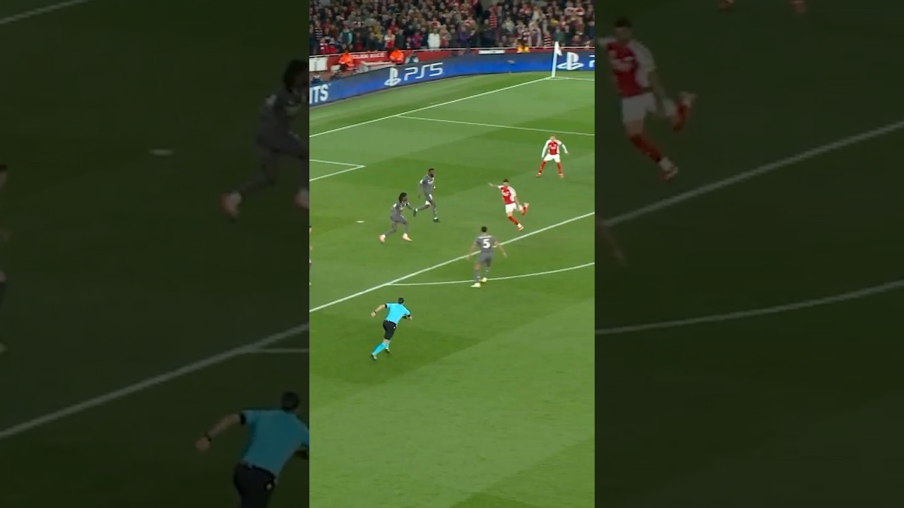 MIKEL MERINO FIRST-TIME FINISH!