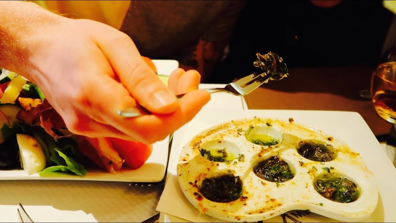 🇫🇷EATING SNAILS IN PARIS FRANCE FOR THE FIRST TIME!!!🐌 - YouTube