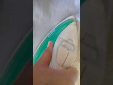 Vídeo: 4 maneiras de remover manchas de sangue em roupas