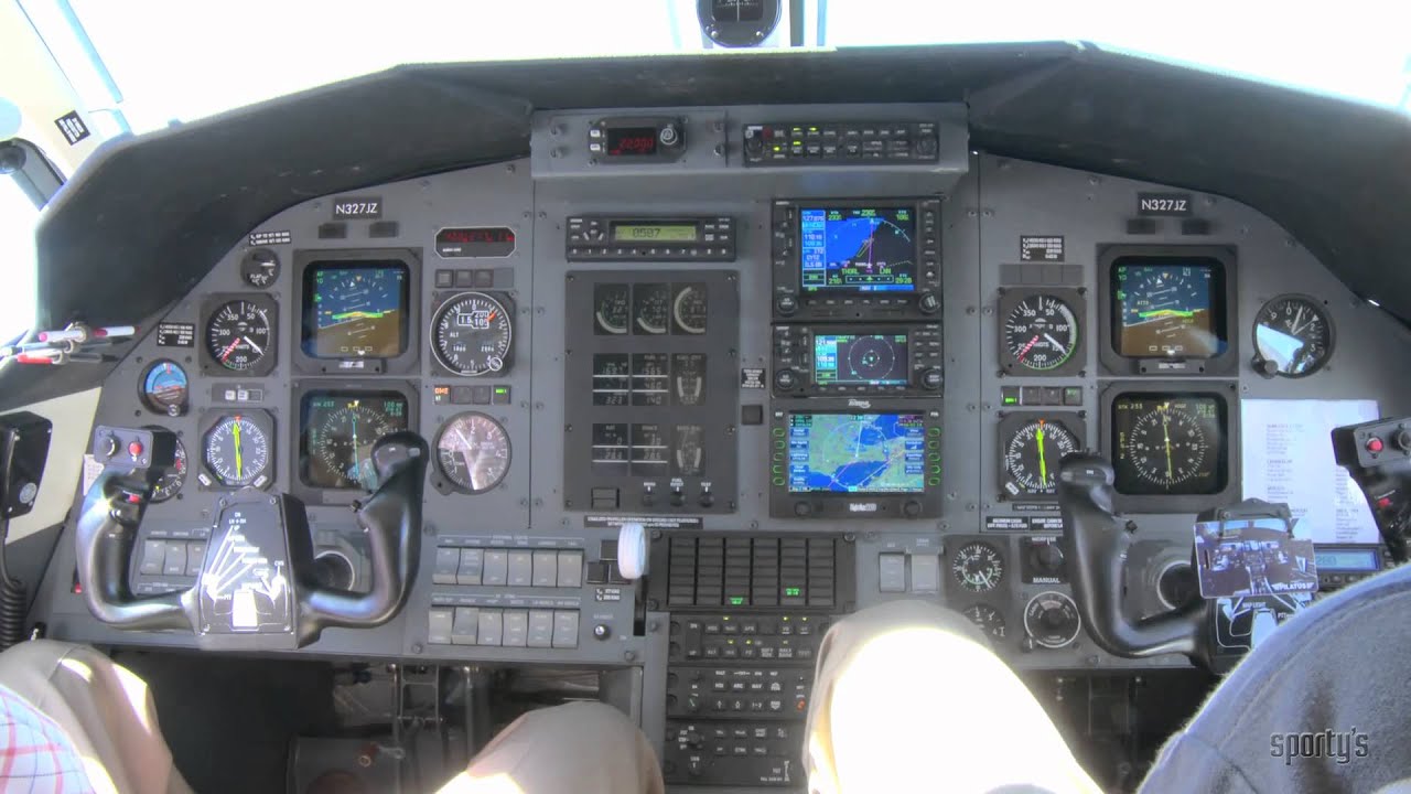 Pilatus Pc 12 Cockpit In Flight