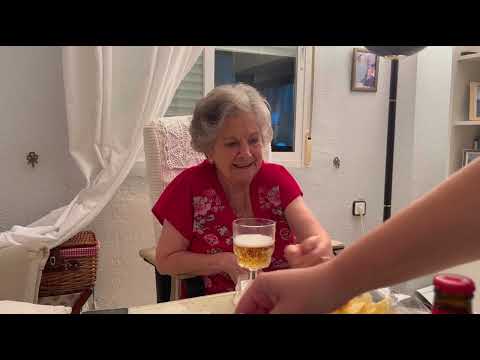 GRANDMA OF DRAGONS reacts to HARRY POTTER and THE CHAMBER OF SECRETS 🪄