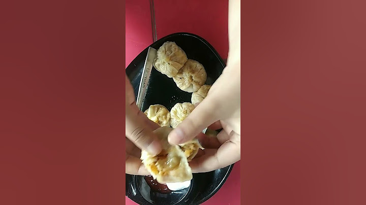 Teekhi mirchi momos 🌶️🥟 #shorts #momos #meghachaube #trendingshorts #trending #foodie #viral