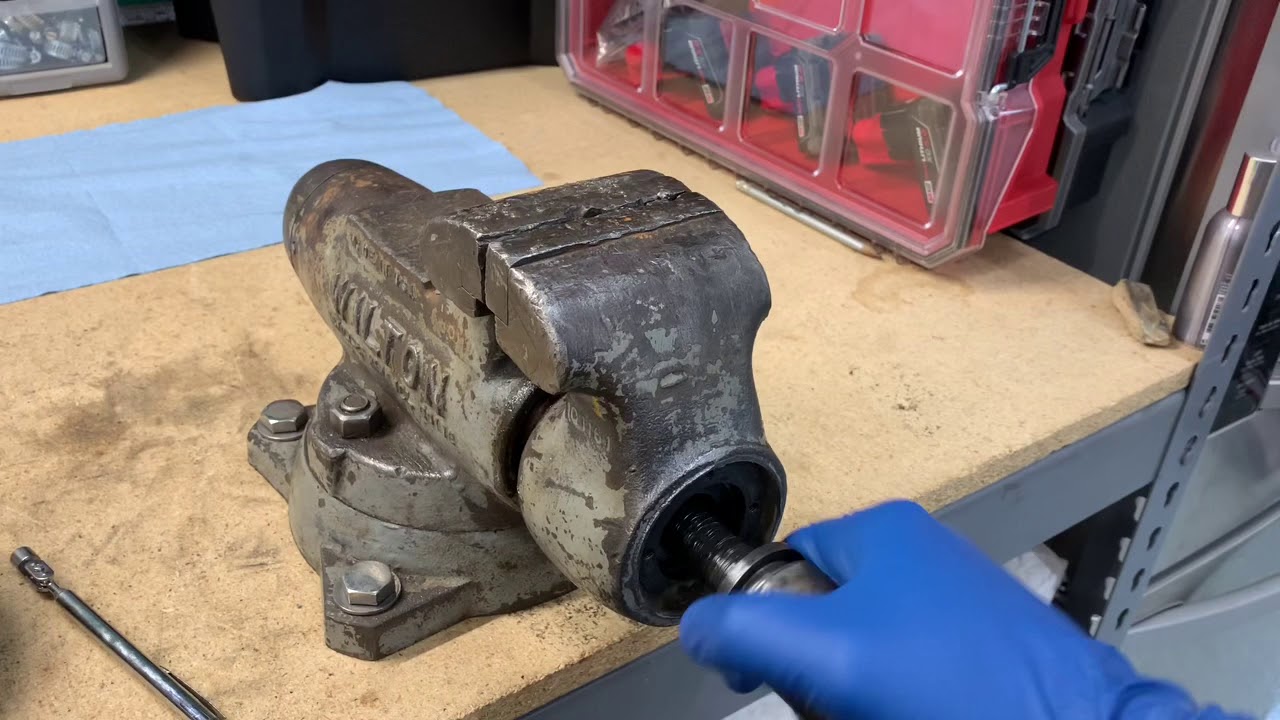 1961 Wilton Bullet Vise Find! Disassembly And Review! - YouTube